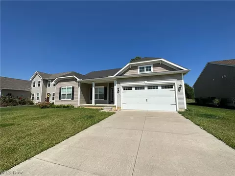 37336 W Fenwick Dr, North Ridgeville, OH 44039