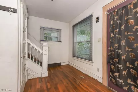 490 Frederick Ave, Akron, OH 44310 photo 32