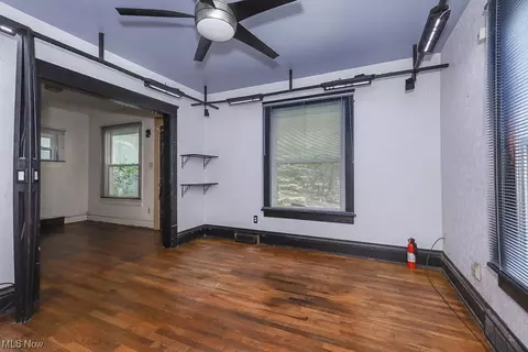 490 Frederick Ave, Akron, OH 44310 photo 30