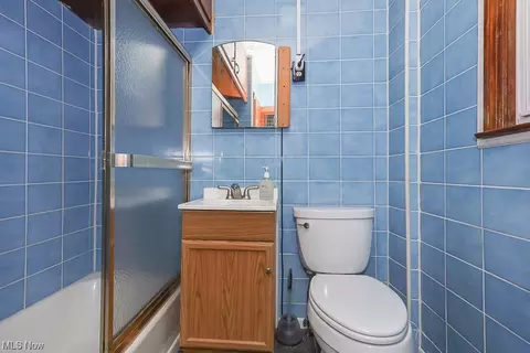 490 Frederick Ave, Akron, OH 44310 photo 24