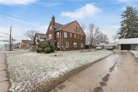 642 E Wilbeth Rd, Akron, OH 44306 photo 19