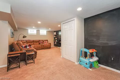 428 E 330th St, Willowick, OH 44095 photo 20