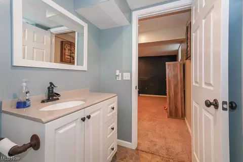 428 E 330th St, Willowick, OH 44095 photo 19