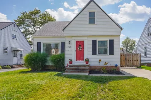 428 E 330th St, Willowick, OH 44095 photo 1