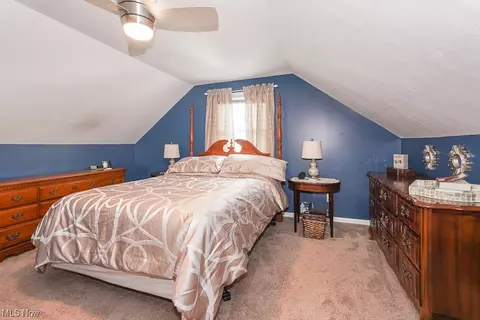 428 E 330th St, Willowick, OH 44095 photo 11