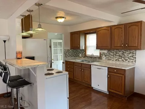2903 18th St NW, Canton, OH 44708 photo 5