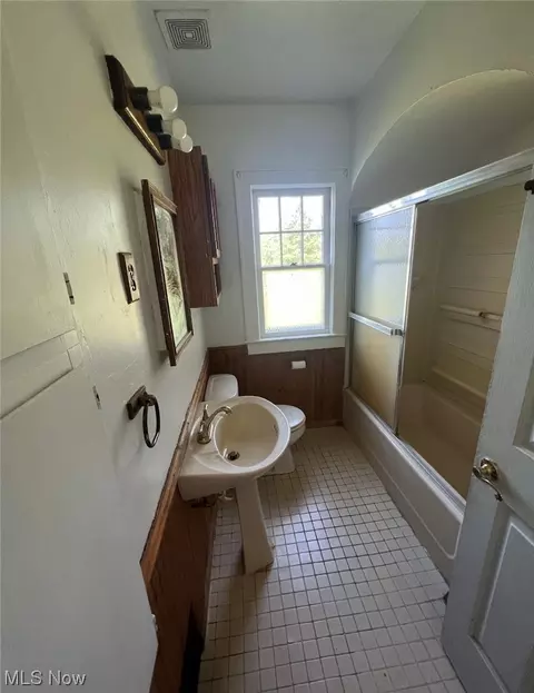 2910 Hartville Rd, Rootstown, OH 44272 photo 9