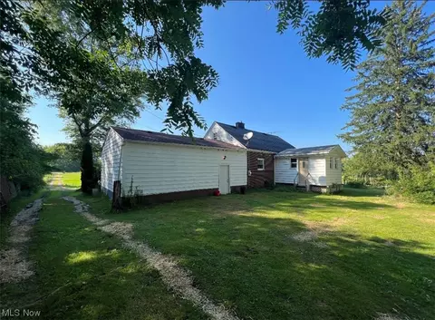 2910 Hartville Rd, Rootstown, OH 44272 photo 23