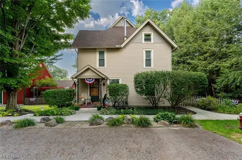 4486 Franklin St, Mantua, OH 44255