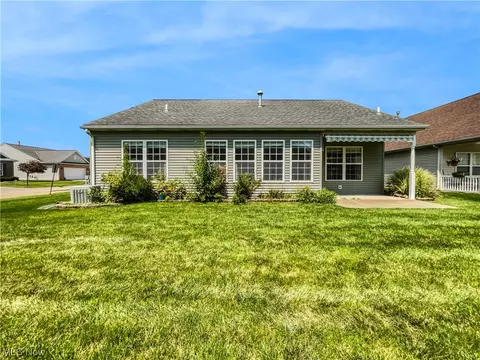 915 Hampton Dr, Elyria, OH 44035 photo 16