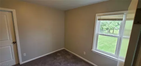 794 E 250th St, Euclid, OH 44132 photo 10