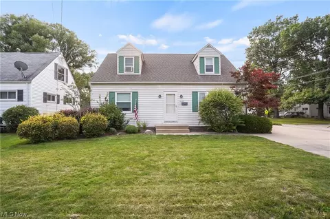 2888 12th St, Cuyahoga Falls, OH 44223