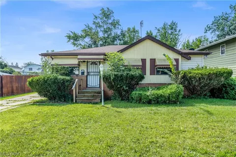 16702 Deforest Ave, Cleveland, OH 44128