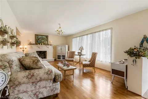 3065 26th St NW, Canton, OH 44708 photo 3