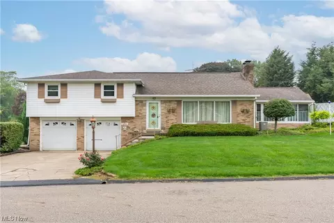 3065 26th St NW, Canton, OH 44708
