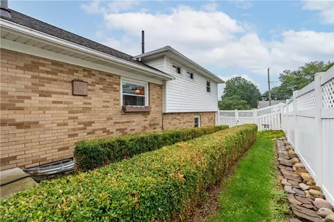 3065 26th St NW, Canton, OH 44708 photo 29