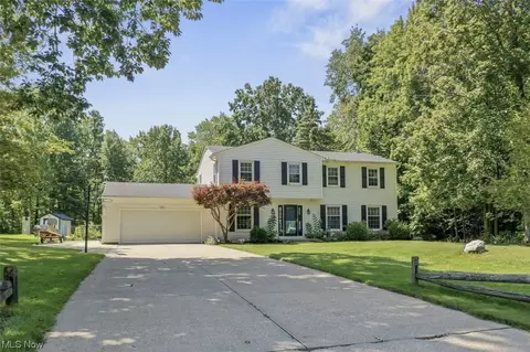 10034 Candlestick Ln, Concord, OH 44077