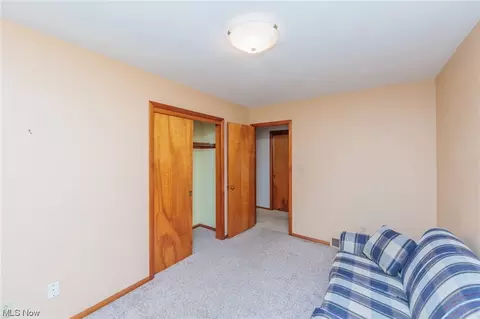 1087 N Pasadena Ave, Elyria, OH 44035 photo 15