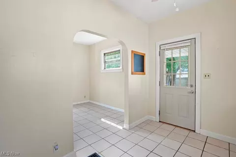 518 Dewey Ave, Elyria, OH 44035 photo 21