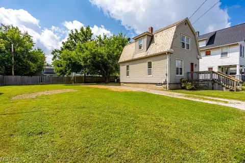 518 Dewey Ave, Elyria, OH 44035 photo 32