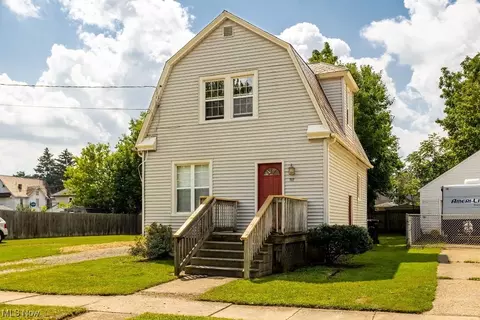518 Dewey Ave, Elyria, OH 44035 photo 3