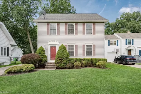 376 E 270th St, Euclid, OH 44132 photo 1