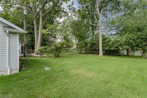 376 E 270th St, Euclid, OH 44132 photo 31