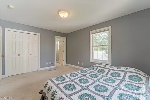 376 E 270th St, Euclid, OH 44132 photo 17