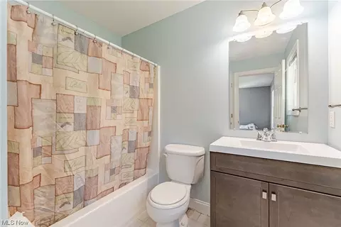 376 E 270th St, Euclid, OH 44132 photo 18