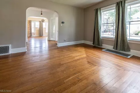 901 Park Ave, Elyria, OH 44035 photo 14