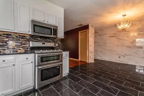 4875 Thomas Blvd, Geneva, OH 44041 photo 15