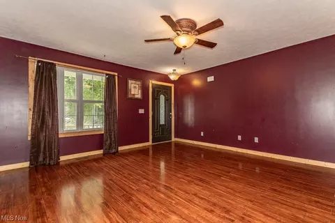 4875 Thomas Blvd, Geneva, OH 44041 photo 2
