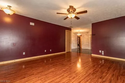 4875 Thomas Blvd, Geneva, OH 44041 photo 5