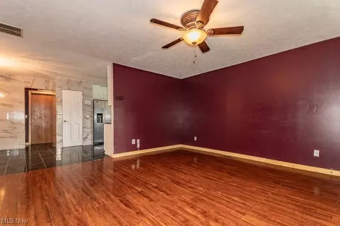 4875 Thomas Blvd, Geneva, OH 44041 photo 4