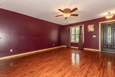 4875 Thomas Blvd, Geneva, OH 44041 photo 3