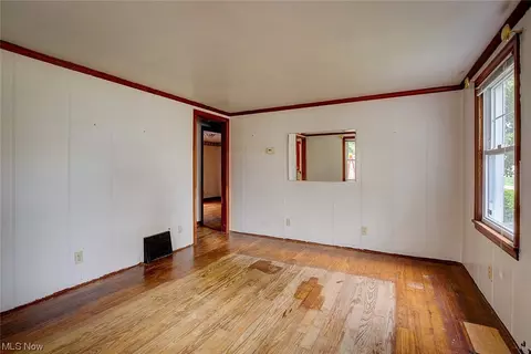 232 Harmon Ave NW, Brewster, OH 44613 photo 4