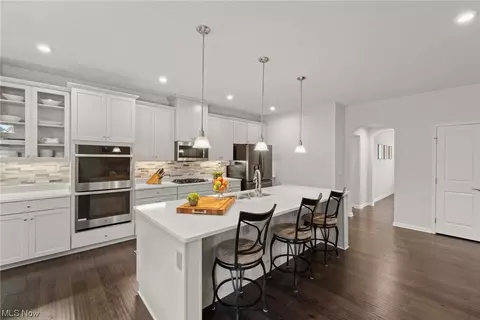 2310 Pendleton Ct, Avon, OH 44011 photo 7