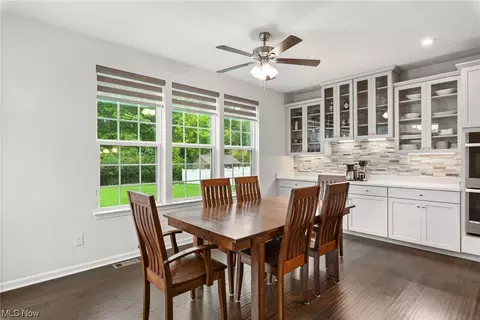 2310 Pendleton Ct, Avon, OH 44011 photo 6