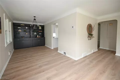 10715 Windham Rd, Parma, OH 44130 photo 6