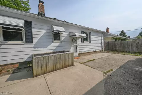 10715 Windham Rd, Parma, OH 44130 photo 22