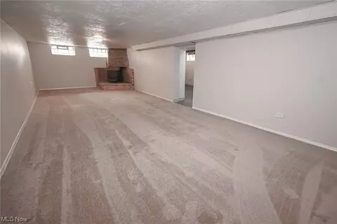 10715 Windham Rd, Parma, OH 44130 photo 18