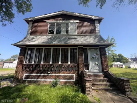 13115 Crennell Ave, Cleveland, OH 44105