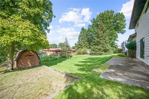 2306 David Ave, Parma, OH 44134 photo 32
