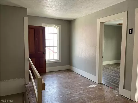 816 E Porter St, Malvern, OH 44644 photo 13