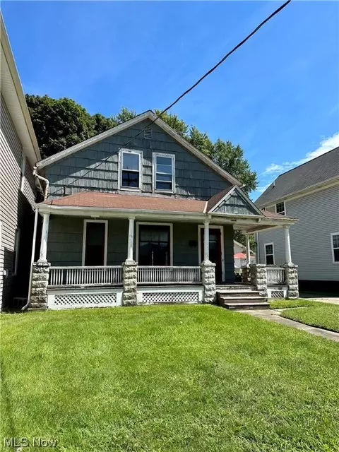 1797 W 54th St, Cleveland, OH 44102