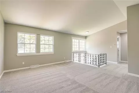 1615 Vicgross Ave, Akron, OH 44310 photo 10