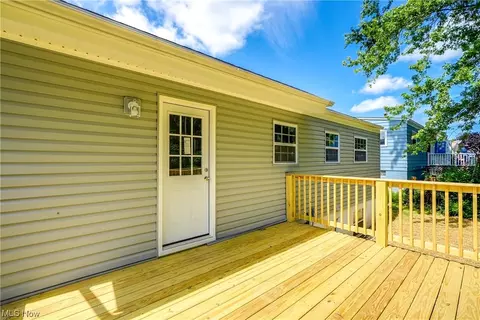 1615 Vicgross Ave, Akron, OH 44310 photo 5