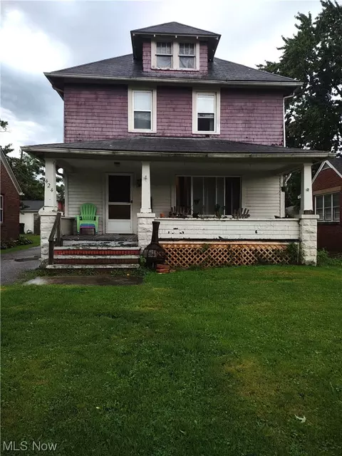 424 8th St, Elyria, OH 44035 photo 1