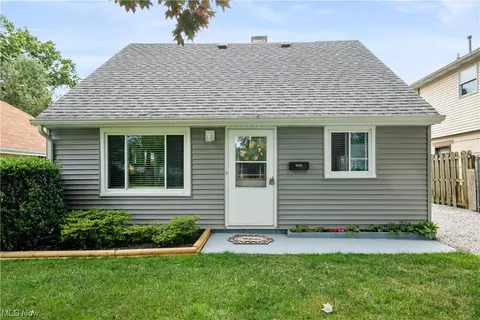 6225 Iroquois Trl, Mentor, OH 44060