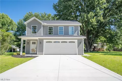 860 Derby Dr, Painesville, OH 44077
